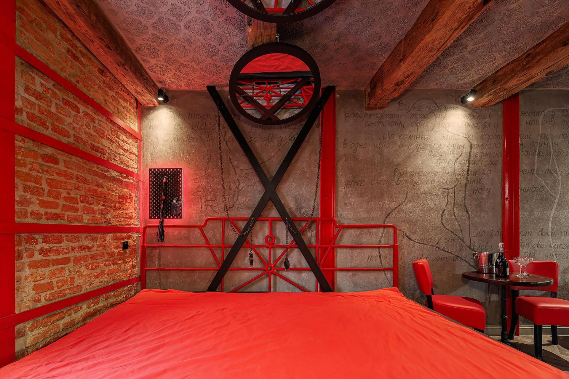 Otel Masoch. & Cafe Lviv