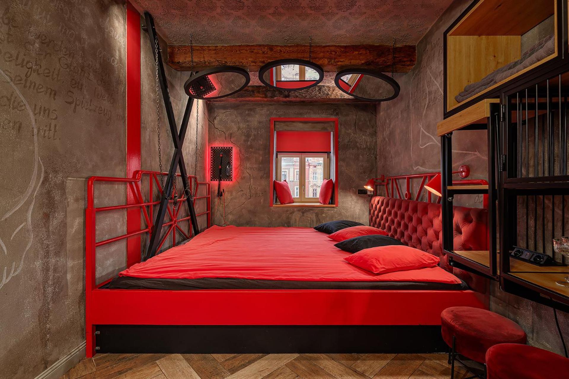Masoch. & Cafe Otel 4*