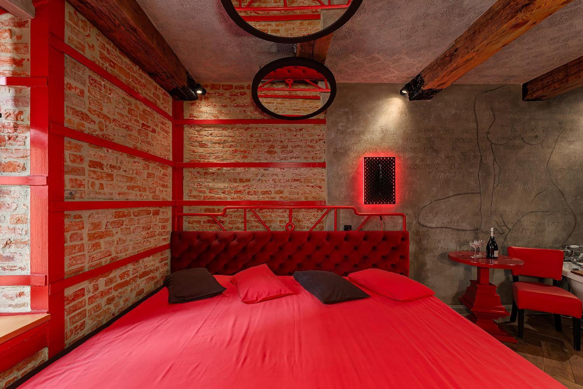 Masoch. & Cafe Otel Lviv